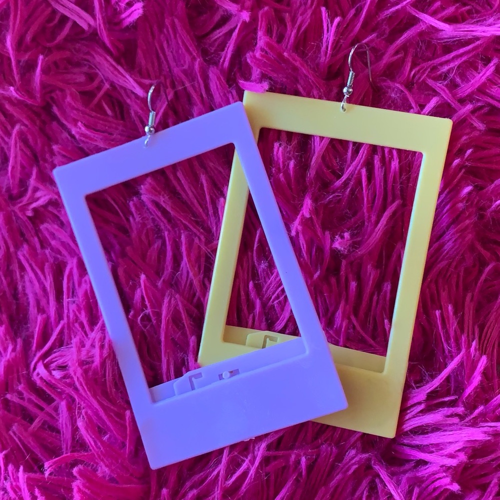 SOLD🌉HANDMADE Polaroid frame earrings!